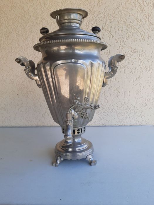 Самовар царский, латунный, фабрики братьев Воронцовых, на дровах