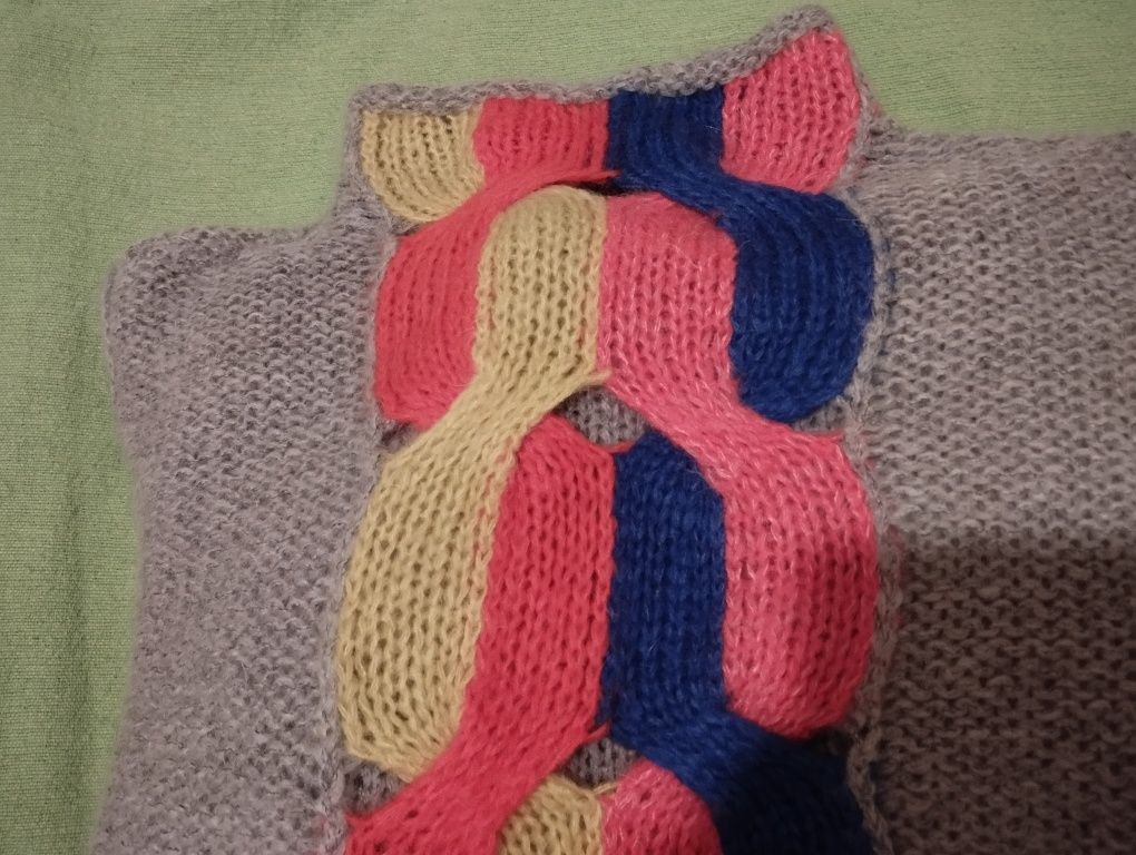 Camisola Benetton nova em lã