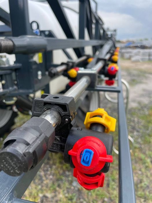 Оприскувач Богдан 2000, 2500, 3000 18м 21м 24м