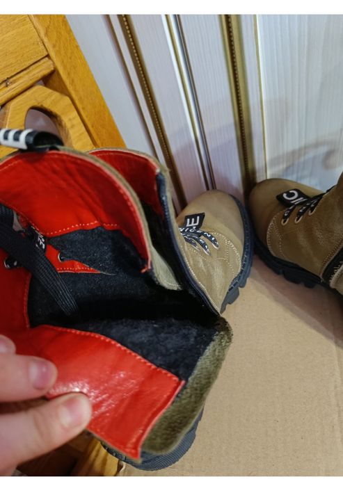 Шкіряні зимові фірмові черевики 39р цегейка