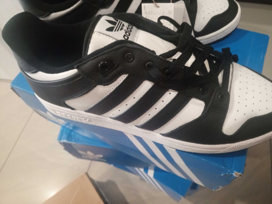 Buty Męskie Adidas Centennial roz 42,43 /3,45 1/3,47 1/3