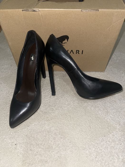 Туфлі жіночі L’Carvari, 35 р