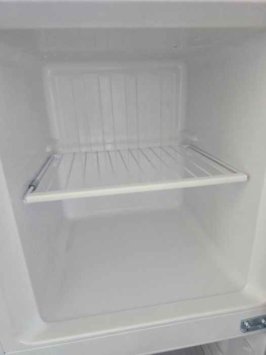 Холодильник новий