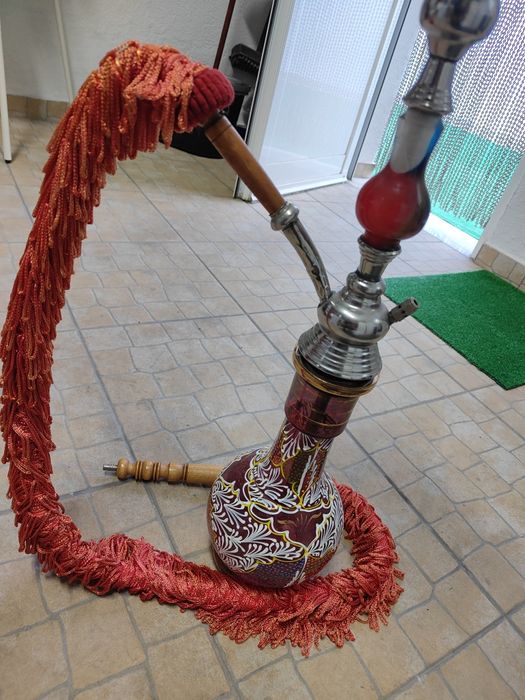 Shisha com carvão e bocais