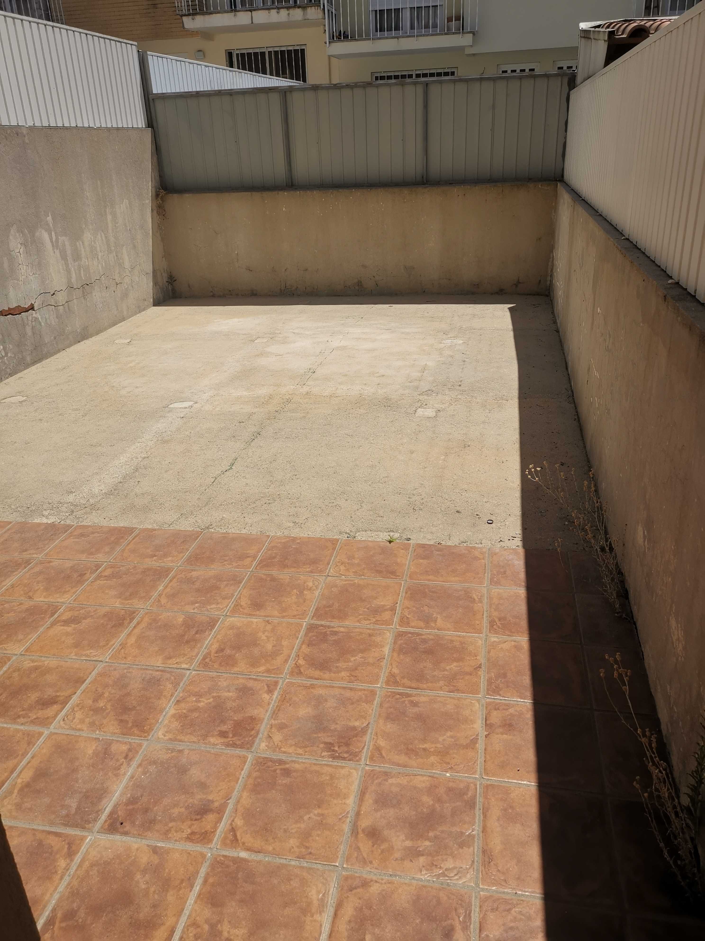 Andar moradia T3 com chalé