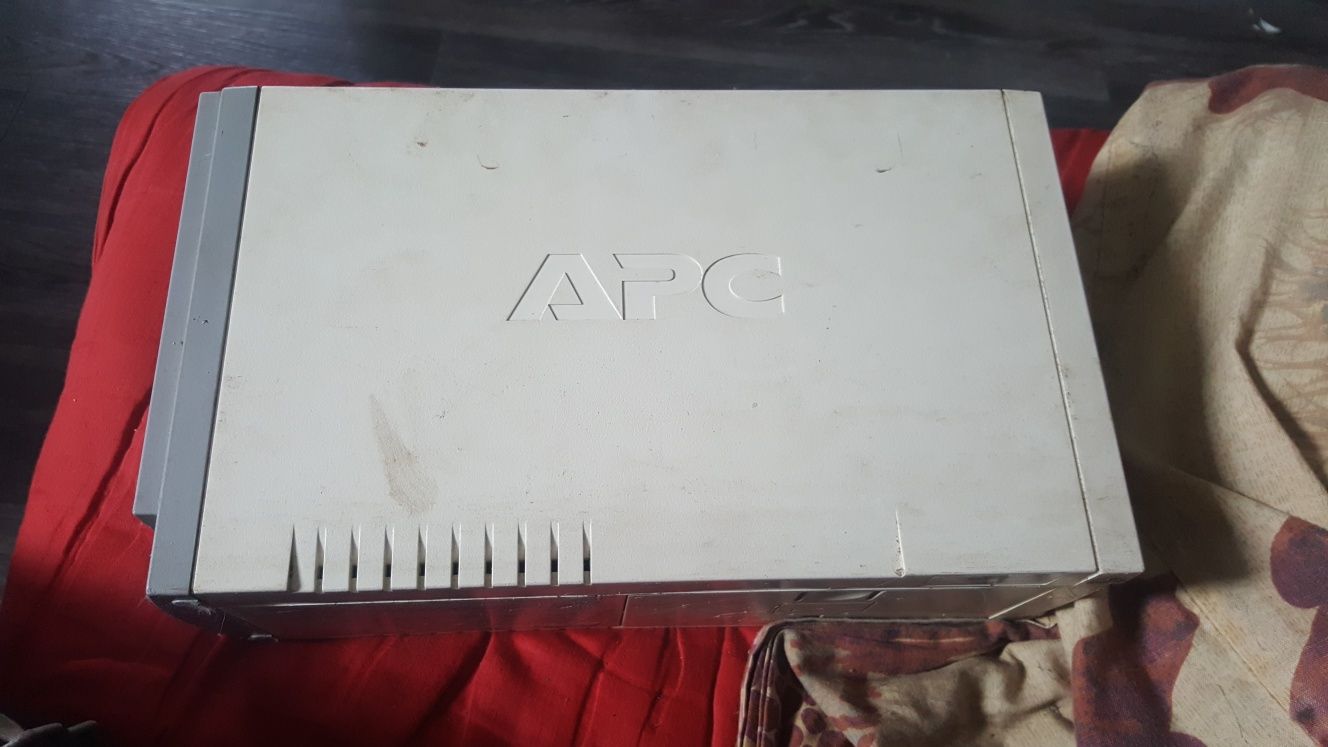 APC  Back UPS  500