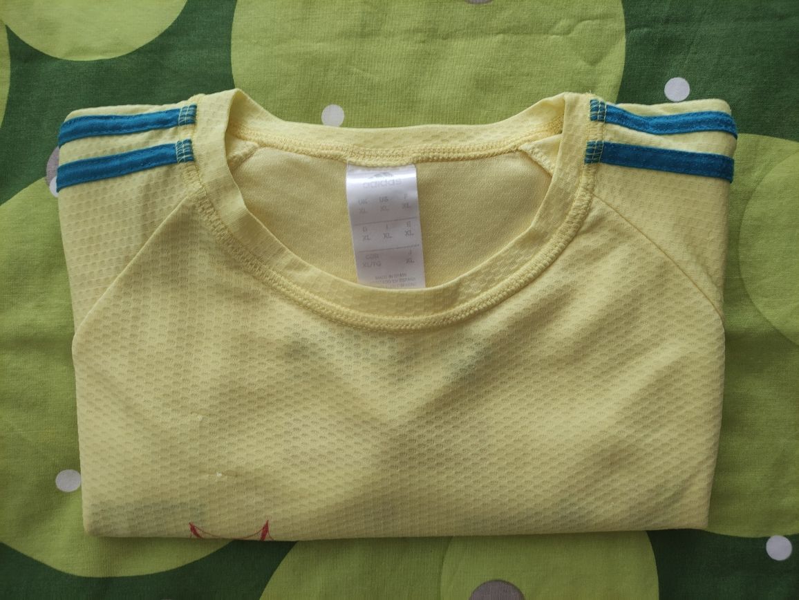 T-shirt corrida Adidas - Meia Maratona de Lisboa - XL

Em bom estado.