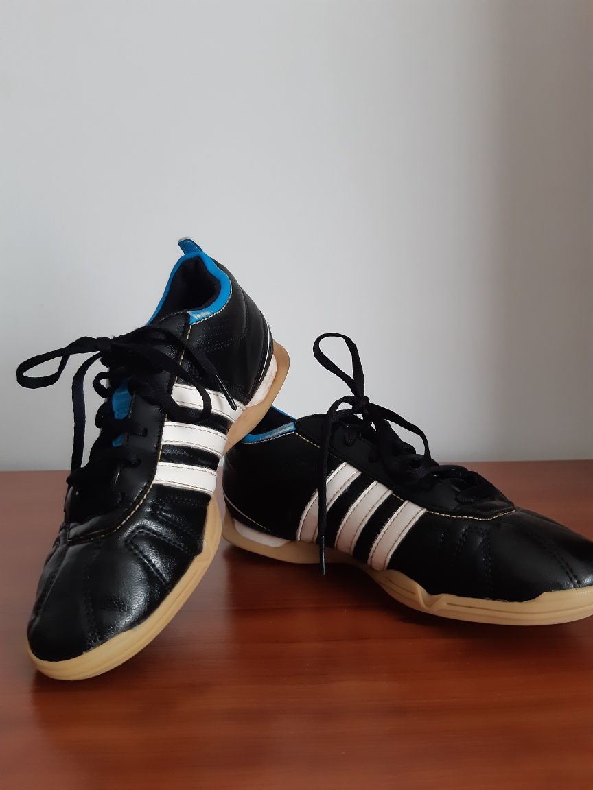 Buty sportowe adidas