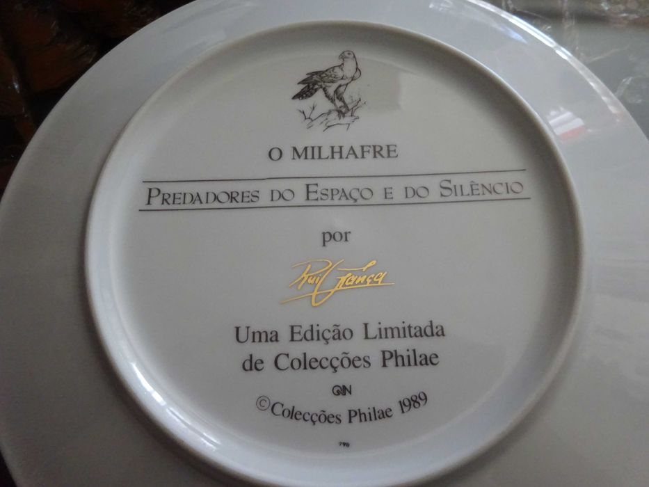 Pratos porcelana Aves Exóticas