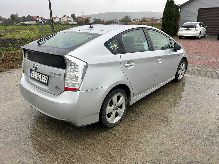 TOYOTA prius hybryda/benzyna/lpg 2011