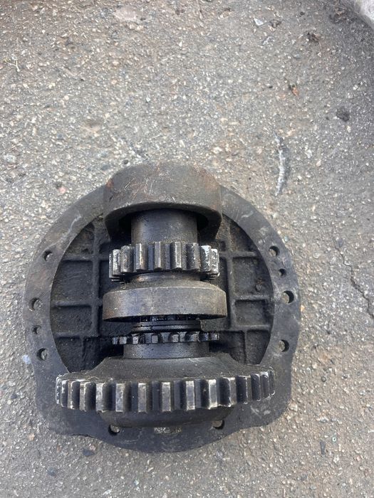 Редуктор кпп юмз 6