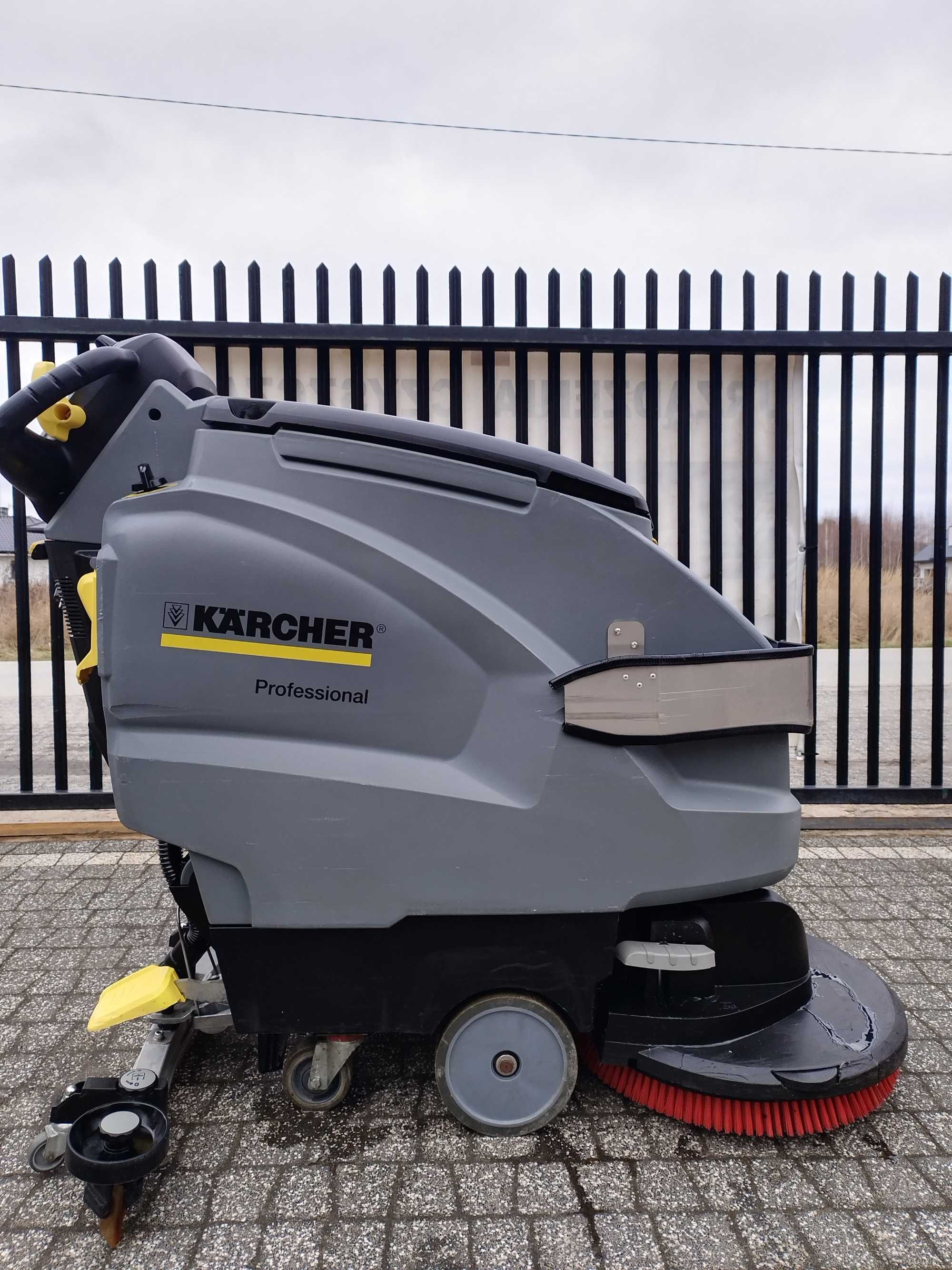 Szorowarka Karcher B40 W Bp Napęd*Gwarancja*NOWE BATERIE