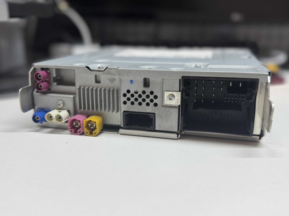 Блок мультимедіа Audi MIB2 Carplay / Android Auto / 8W0035193H європа