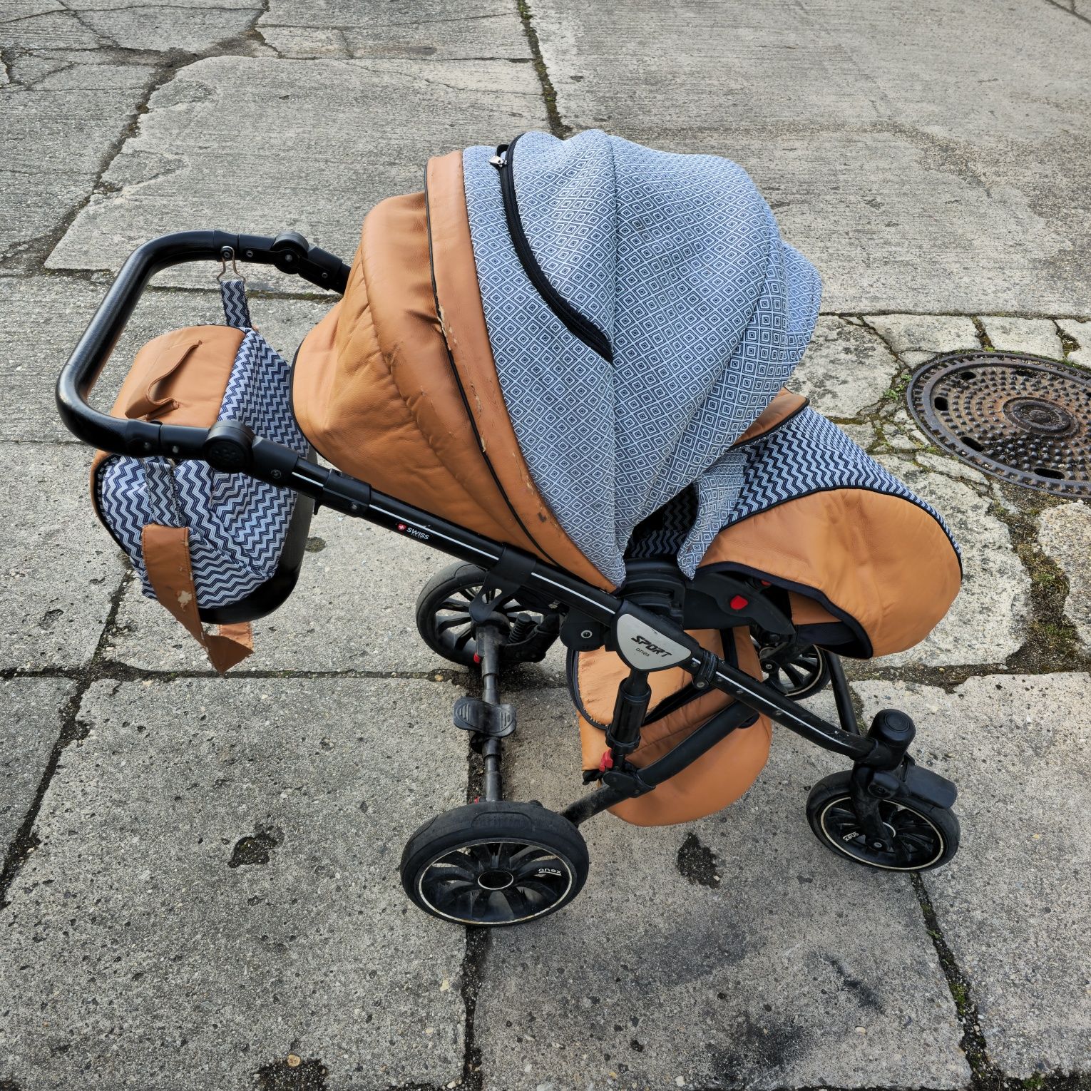 Sprzedam wózek onex 2 w 1