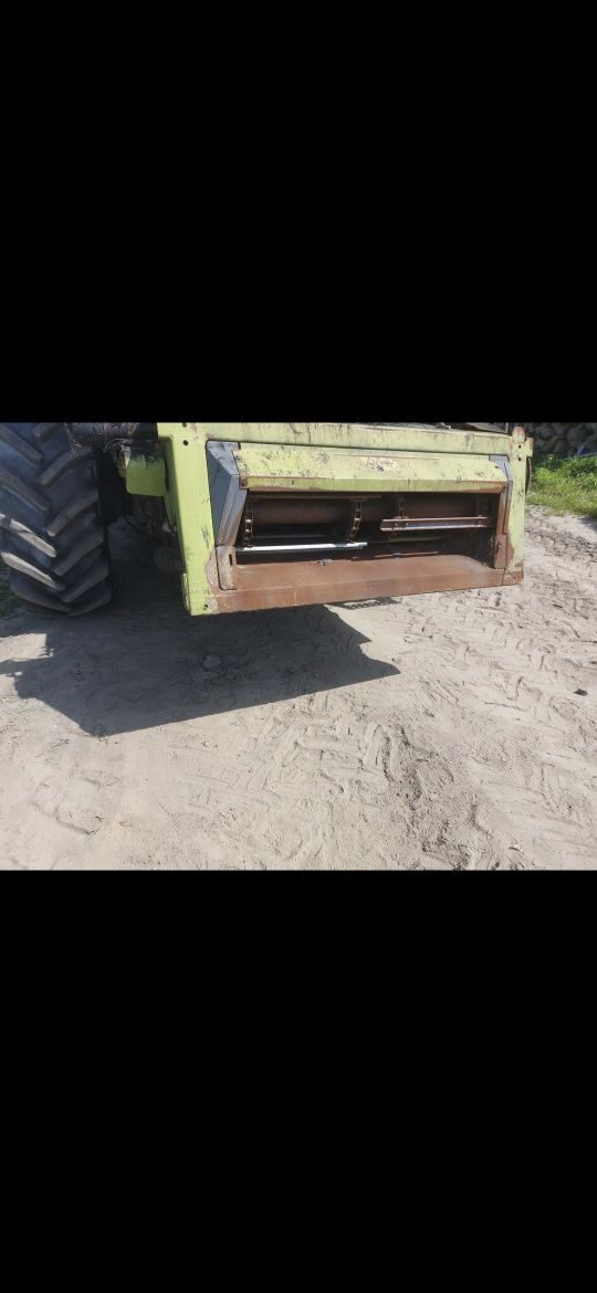 Kombajn claas dominator 208 mega części osłona podajnika