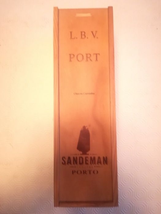 Caixa em madeira L.B.V. Porto - Sandeman - Late Bottled Vintage Port