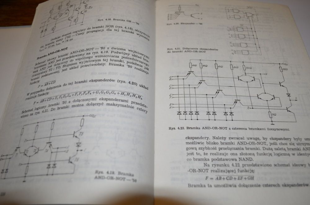 "Układy scalone ttl w systemach cyfrowych - Pieńkos, Turczyński