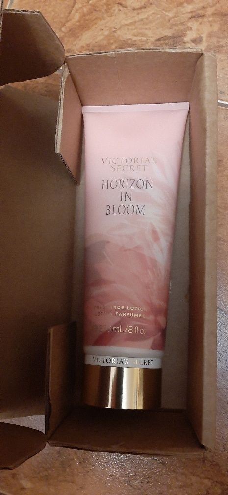 Лосьйон парфумований для тіла Victoria's Secret Horizon in Bloom Lotio