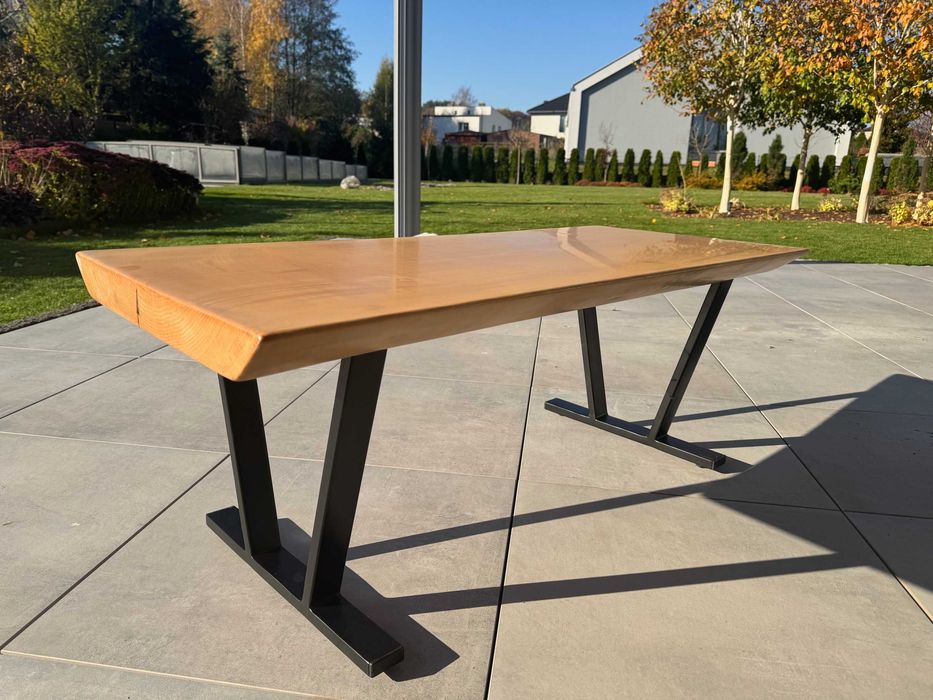 Stolik kawowy drewniany