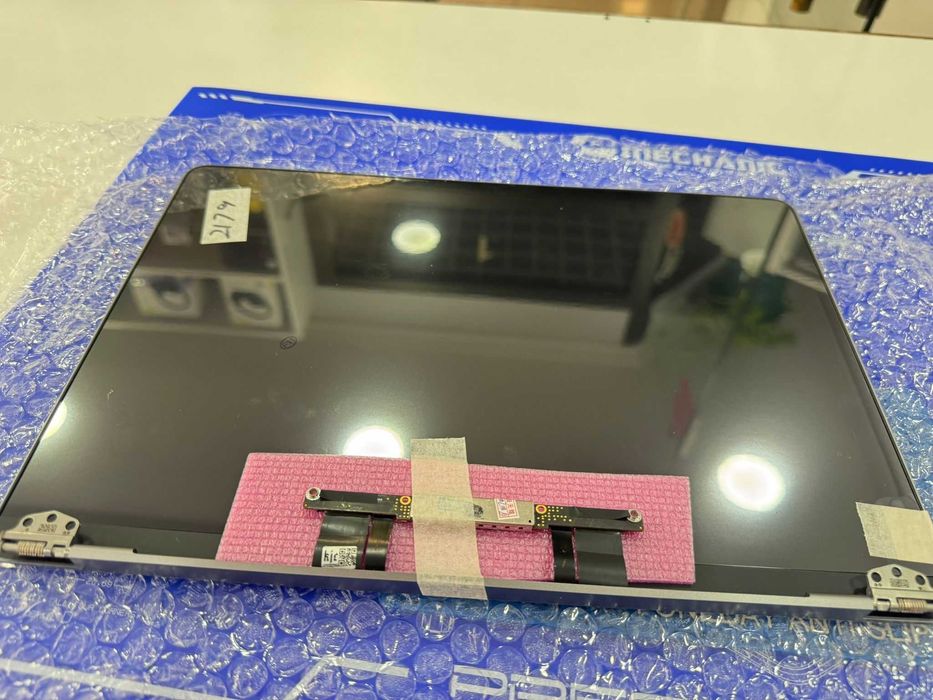 Macbook air a 1534 screen replacement