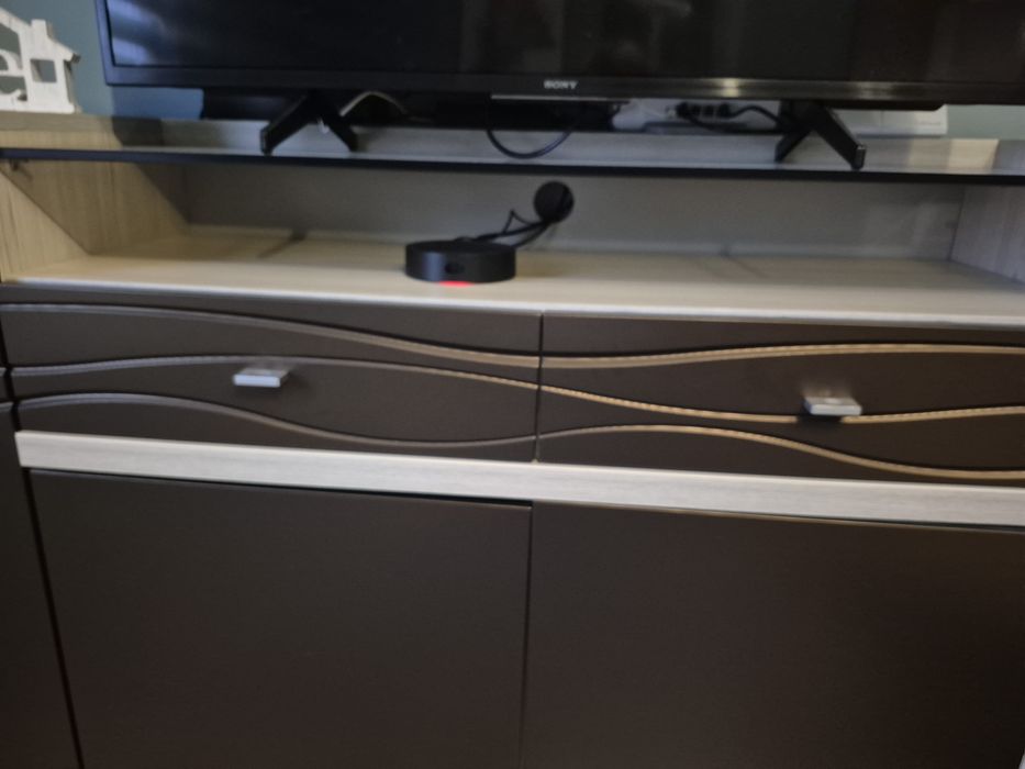 Komoda rtv plus witryna