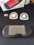 PSP Street + 2 gry + karta pamięci + pudełko