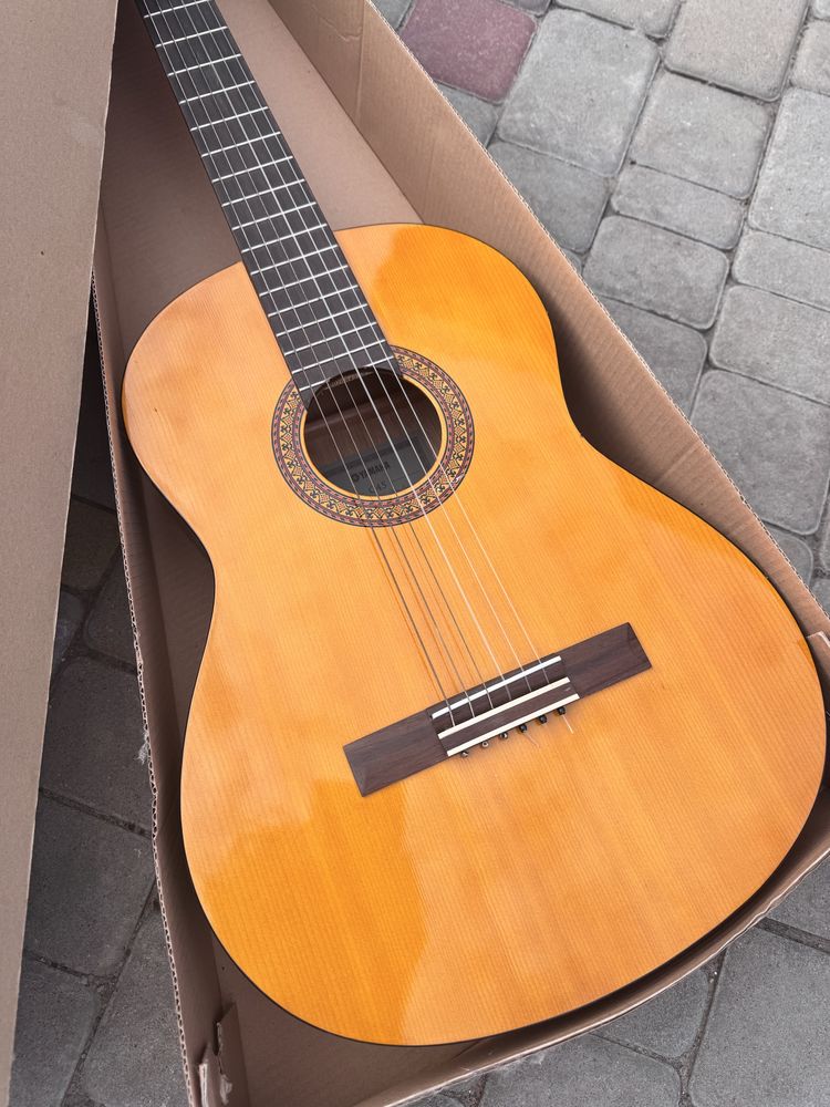 Гітара Yamaha , оригінал,привезена із Данії С45