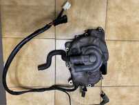 pompa wody + stator (iskrownik) Piaggio mp3