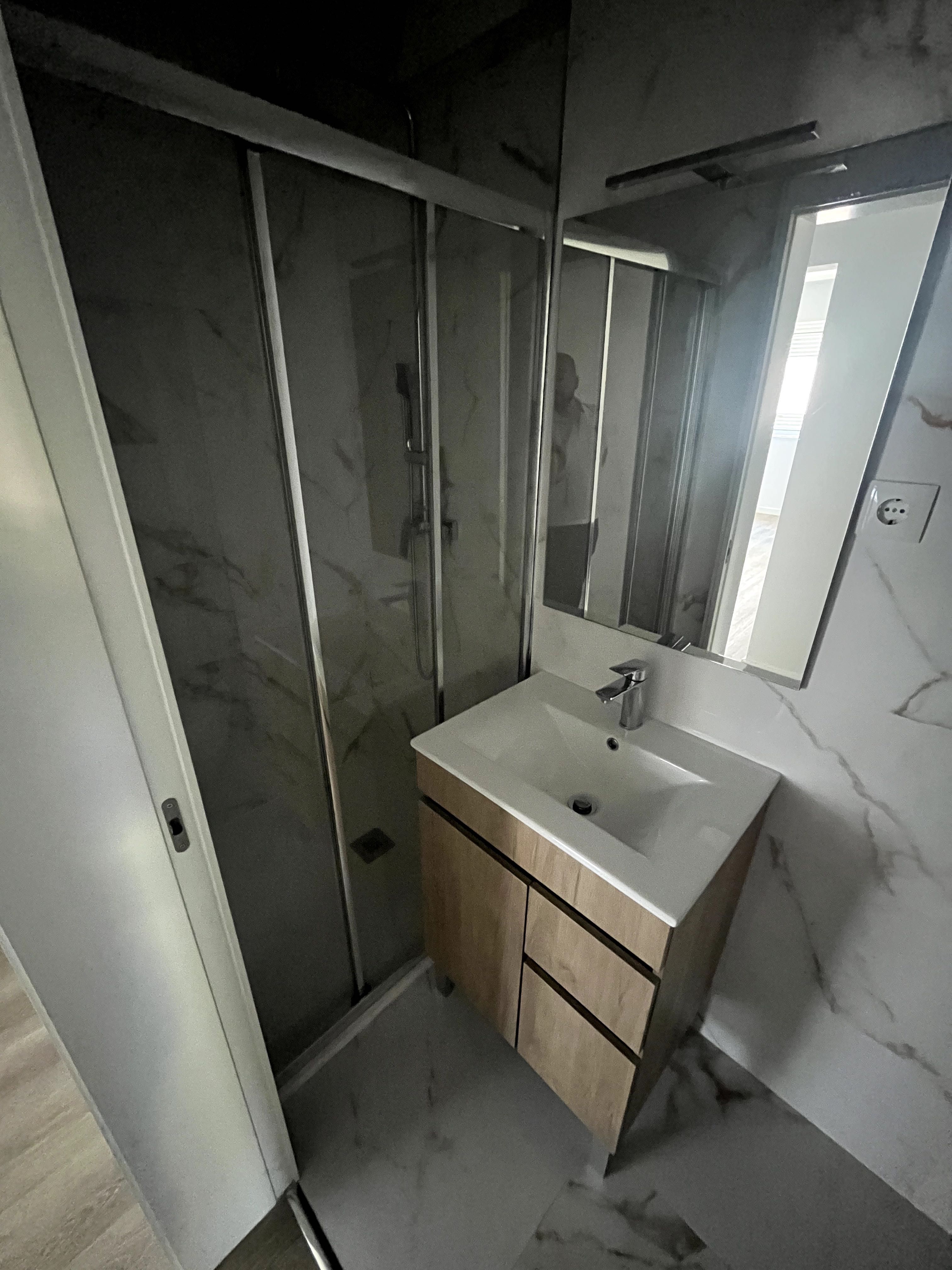 Apartamento T3 para Arrendamento - Open Space C/ Suite e Closet