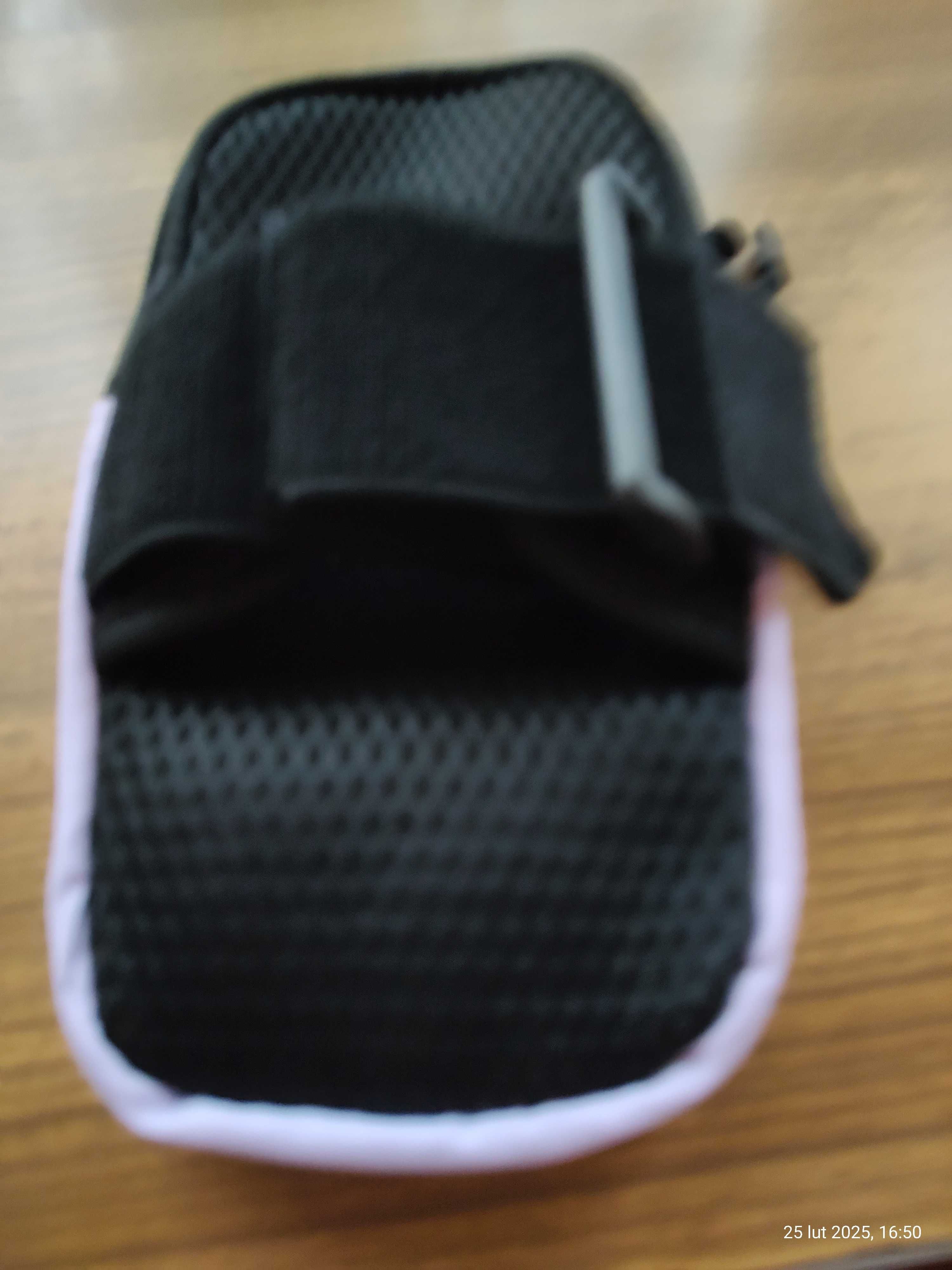 Etui na telefon na rękę