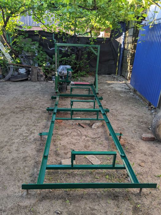 Пилорама шинная, з двигуном с газонокосилки.