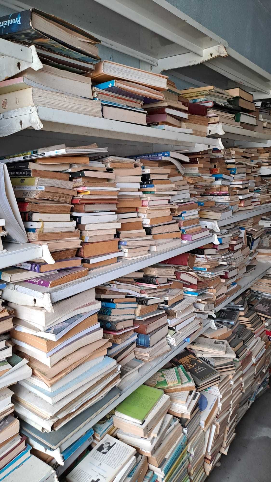 Vendo Livros Usados