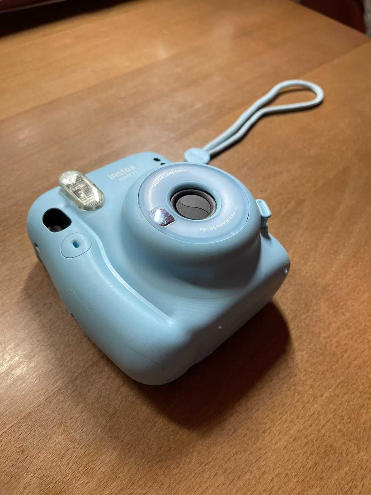 Фотоапарат миттєвого друку fujifilm instax mini 11