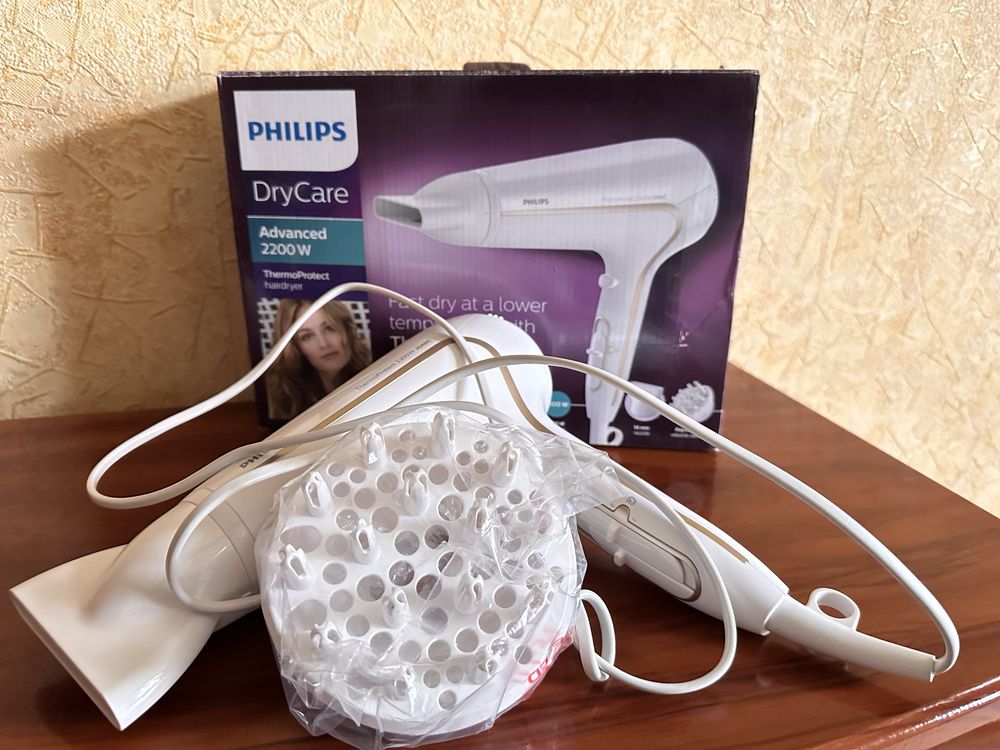 Продам Фен philips