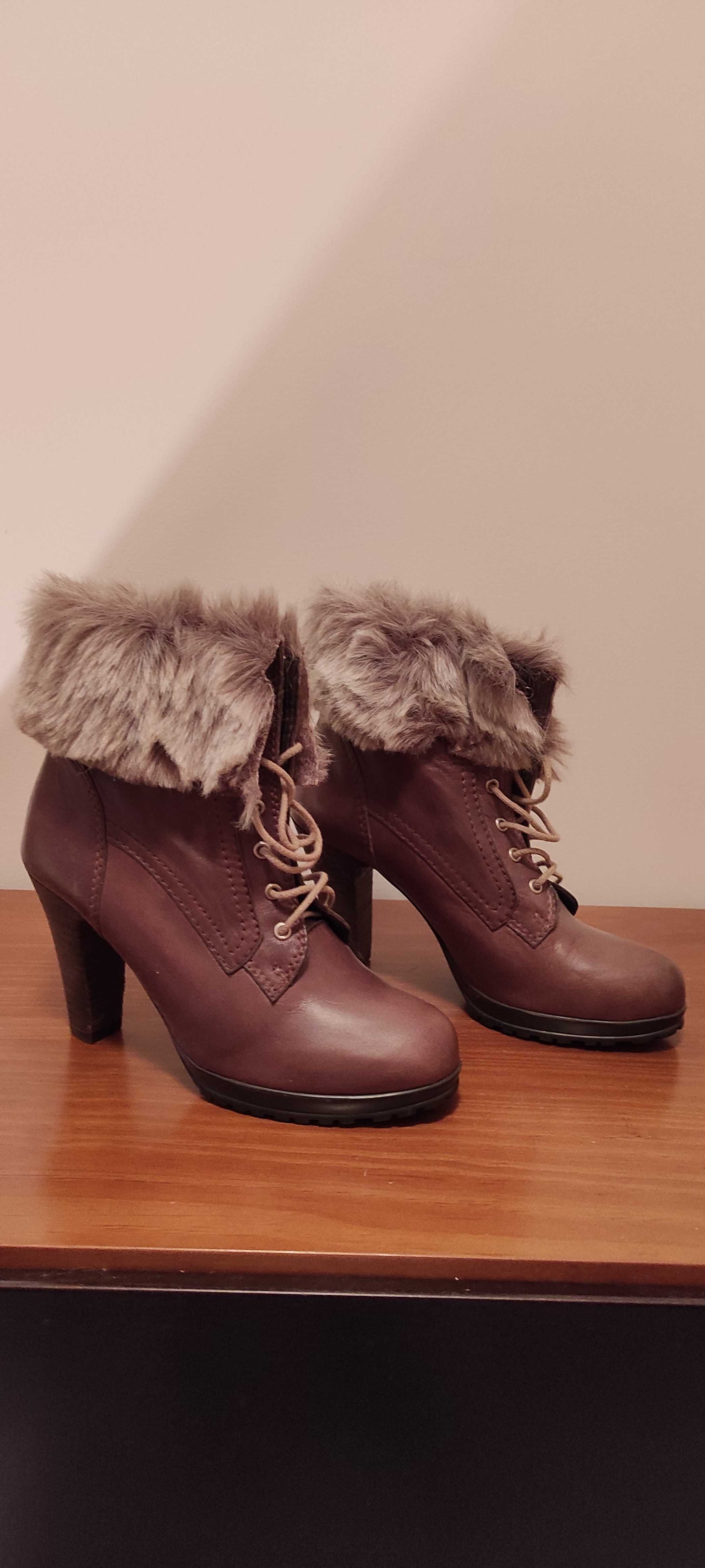 Botas novas tam.37