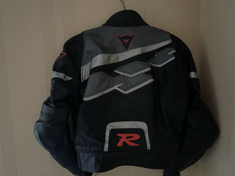 Мото куртка кожаная Dainese