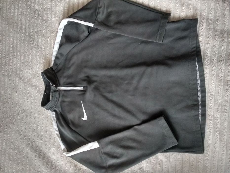 Bluza Nike r 122/128 cm