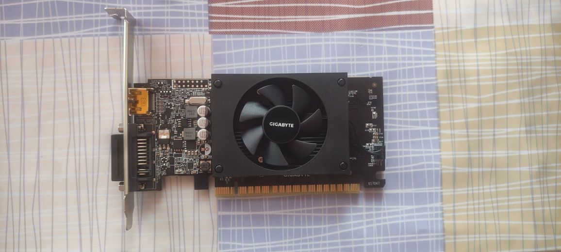 Gigabyte Geforce GT 710 2 ГБ 64 БИТ GDDR5