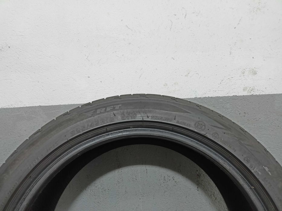 Bridgestone Potenza S001 RSC 225//45/18 17r. 91W 2x5,00mm 2x6,4mm(379)