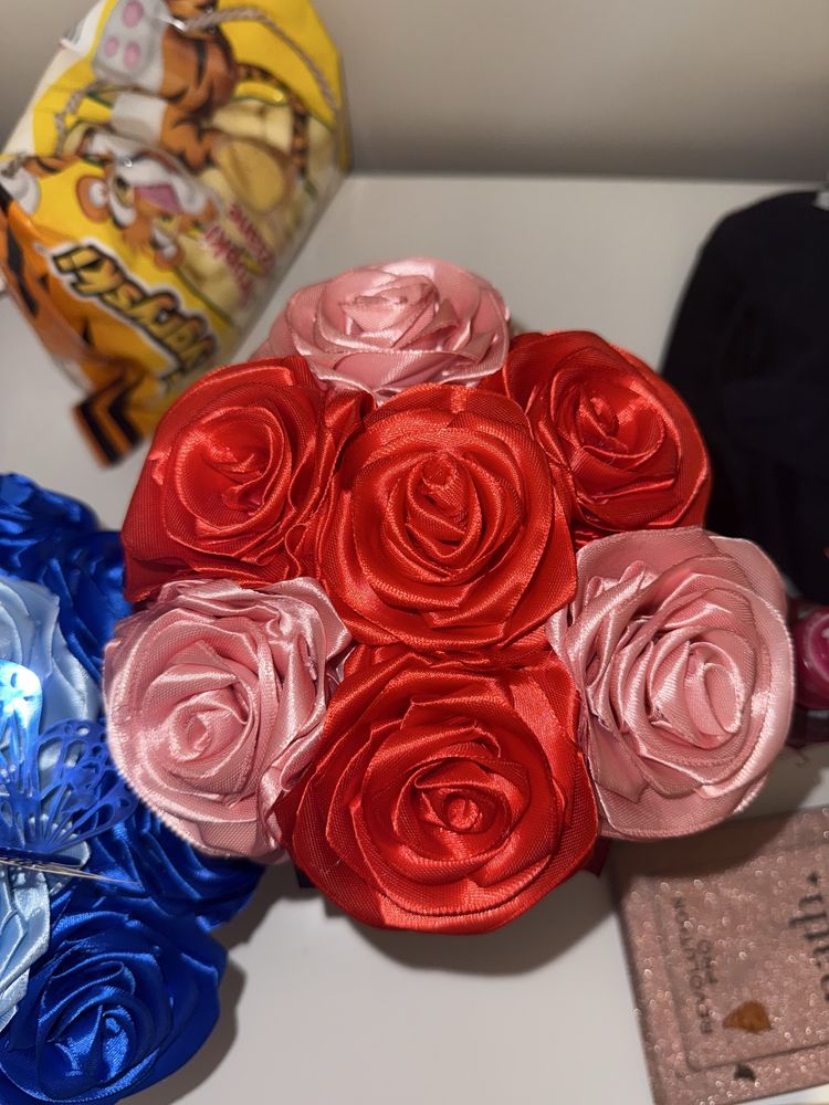 Bukiety ze wstażek wieczne roze