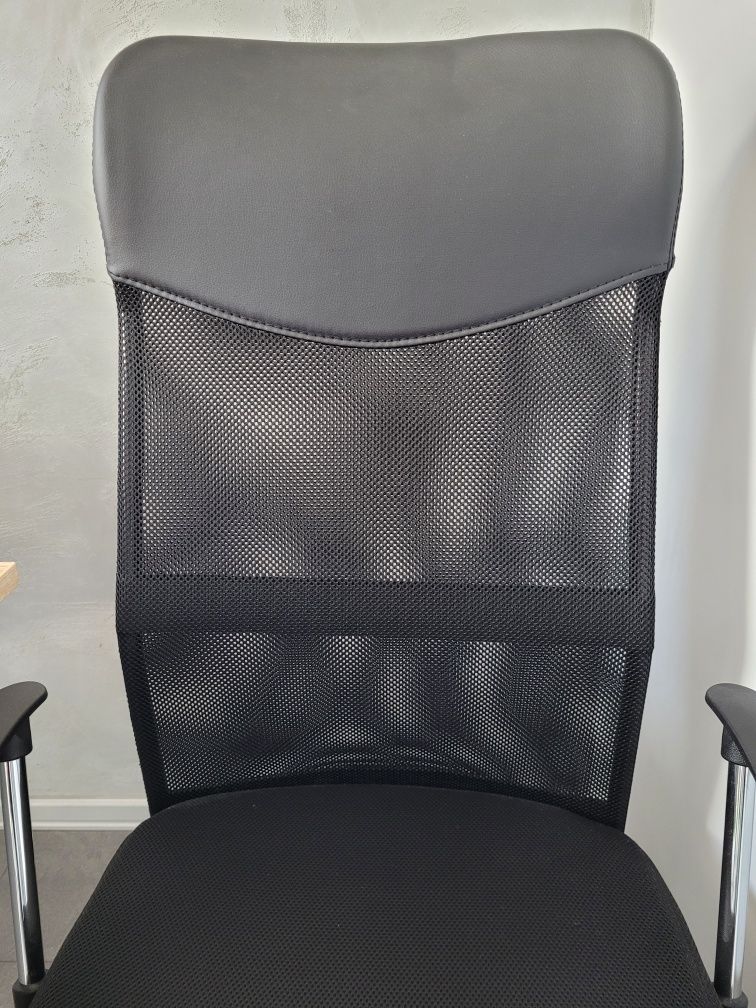 Krzesło biurowe Billum czarne Jysk