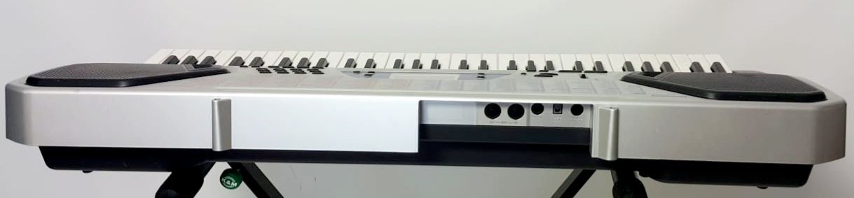 Keyboard Casio do nauki,  z dużym wyświetlaczem,  MIDI