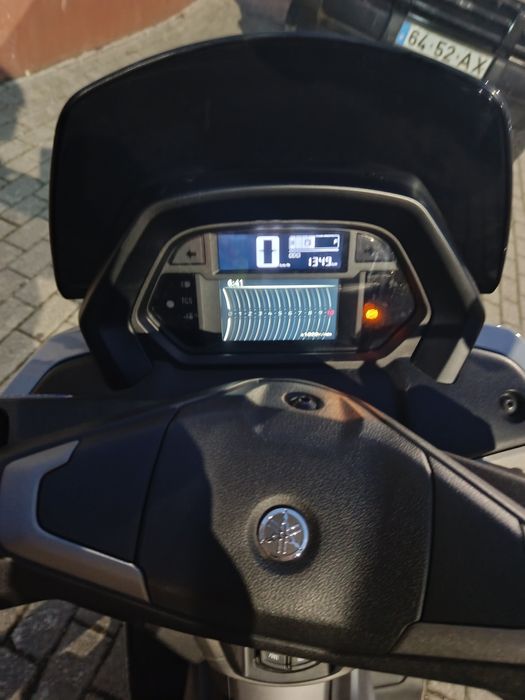 Nmax tech 125 com gps