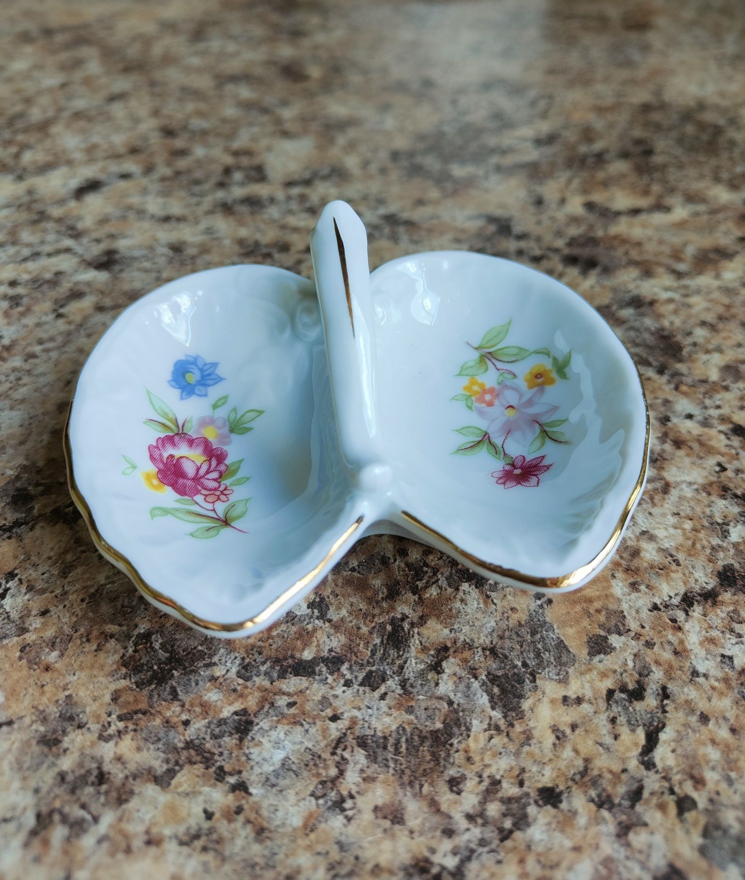 Przyprawnik Ćmielów sygnatura porcelana