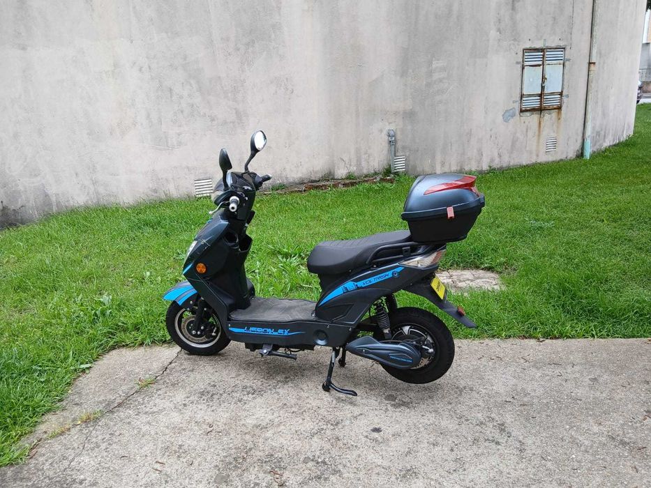 Scooter eletrica