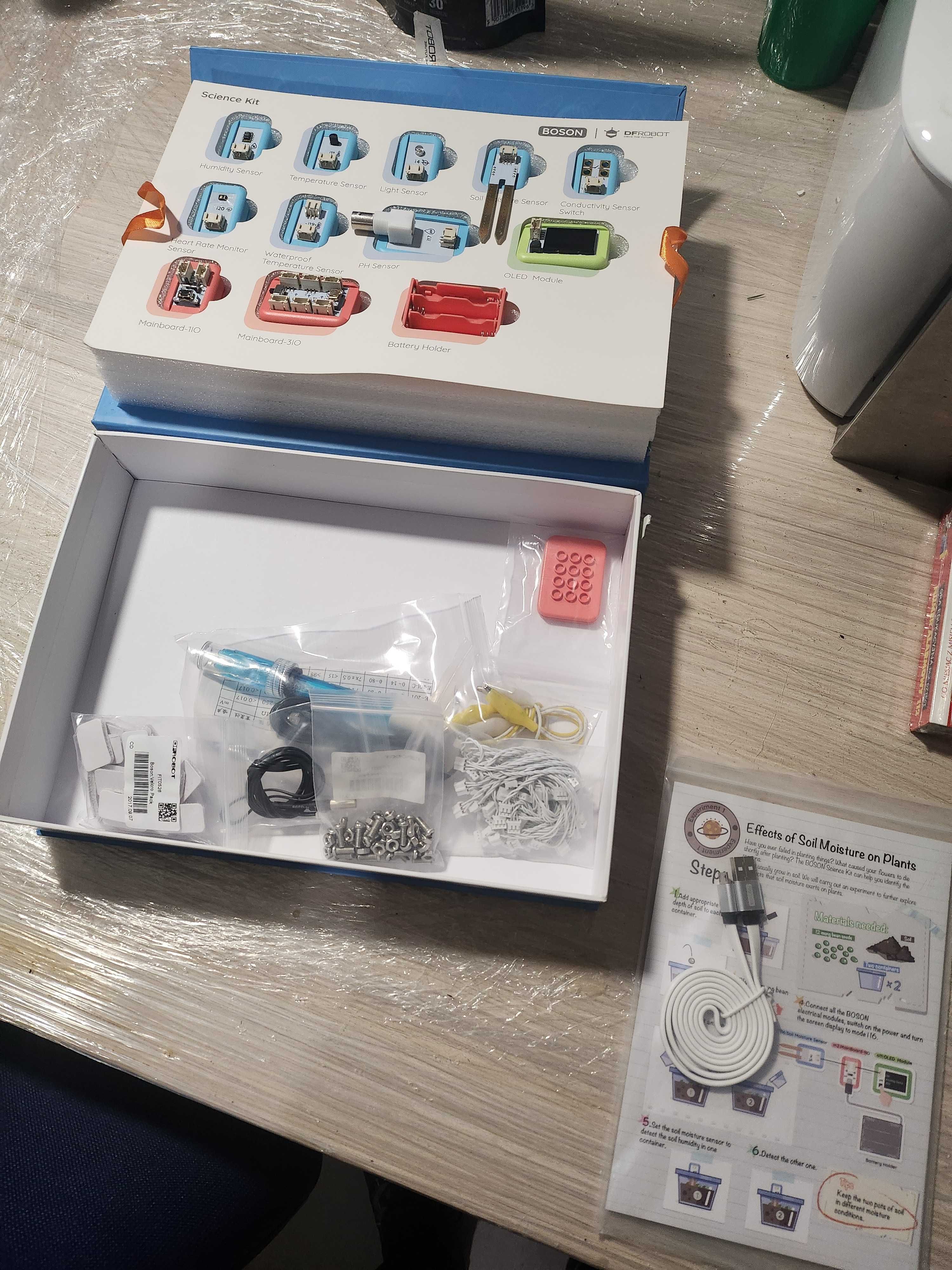 DFRobot BOSON Science Kit. Nowy. Jezyk angielski. 8 czujnikow