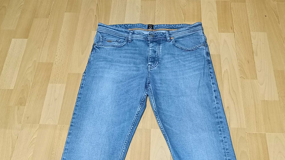 Męskie spodnie jeansowe HUGO BOSS TABER BC-C r.L stan bardzo dobry