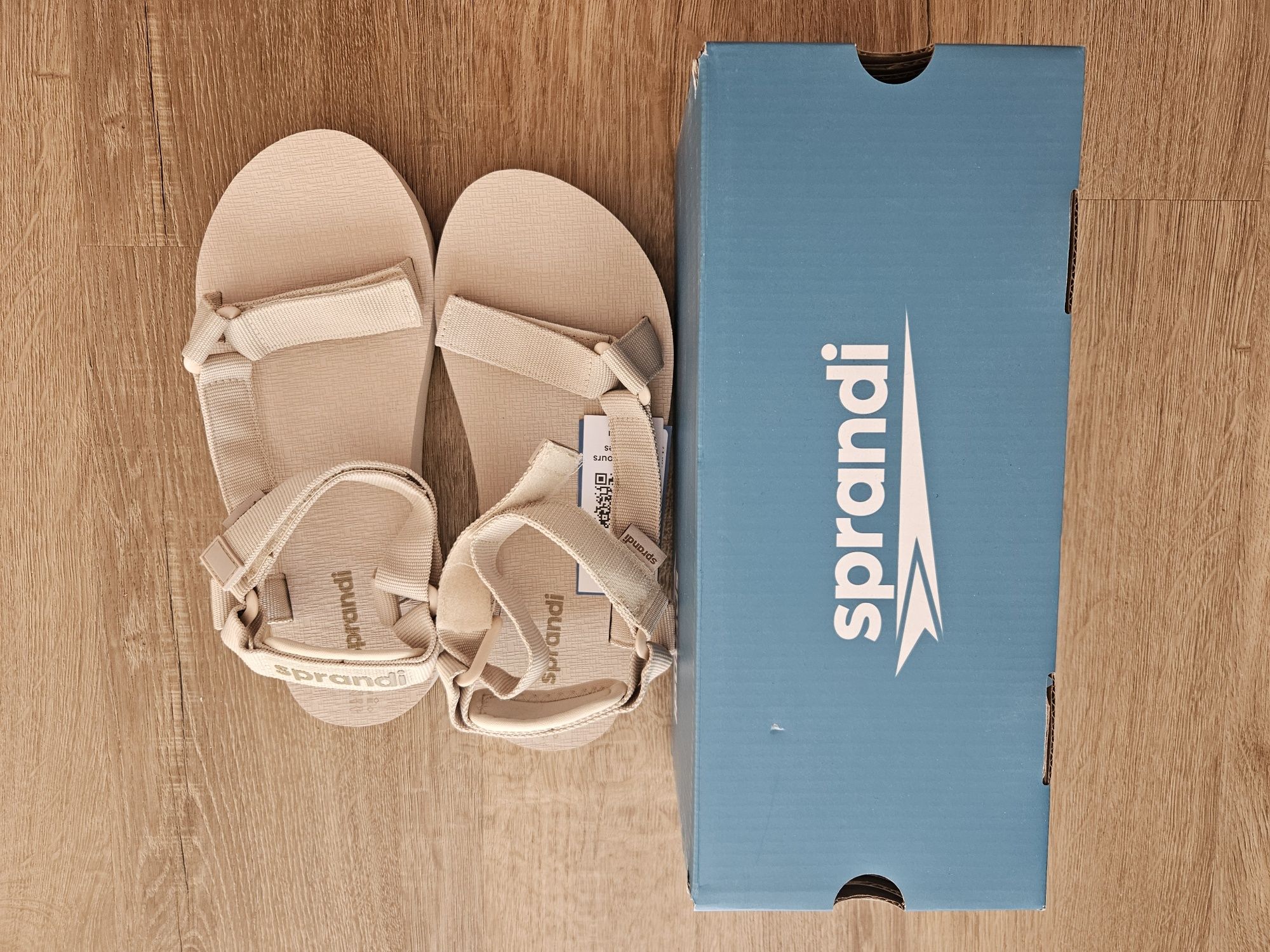 Sandaly sprandi nowe