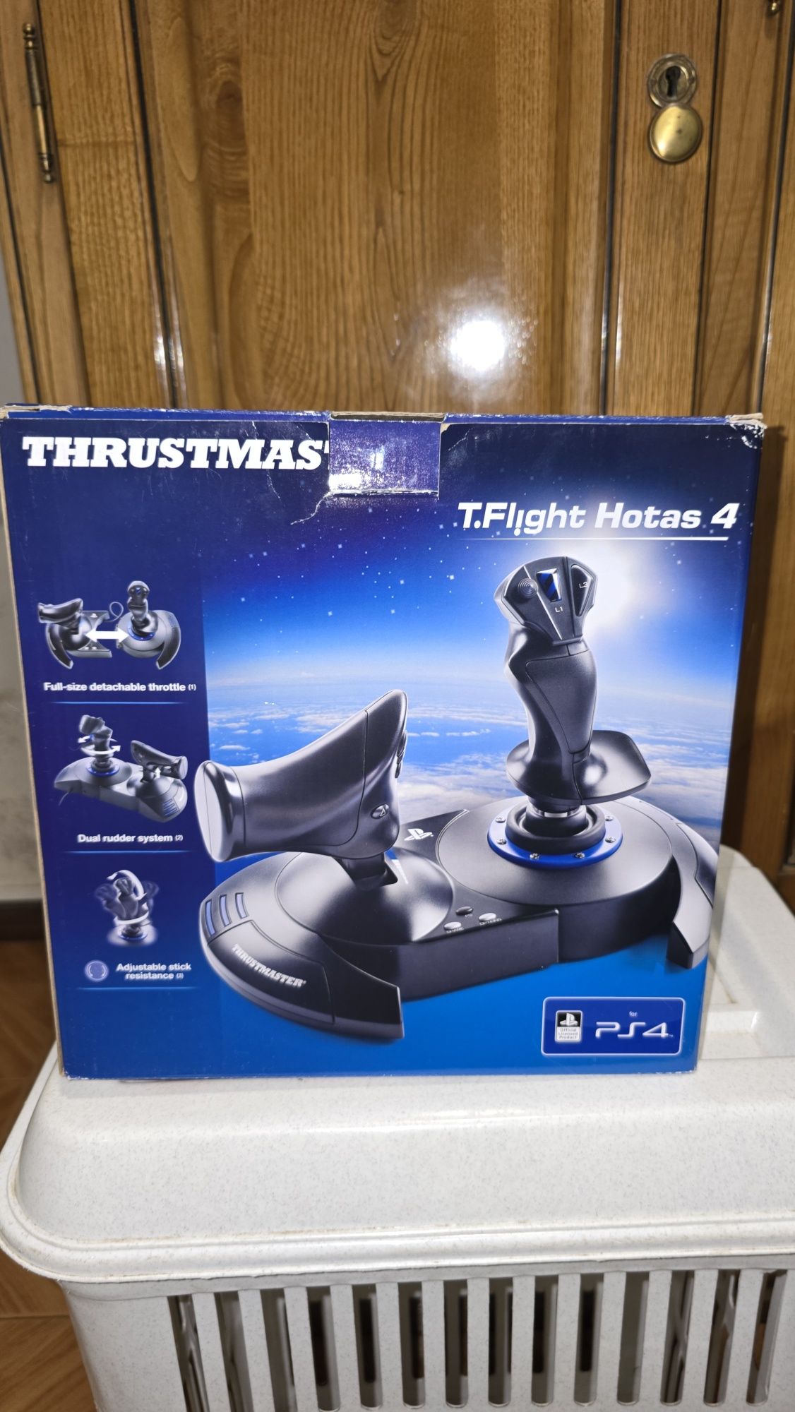 Joystick Thrustmaster T.Flight Hotas 4