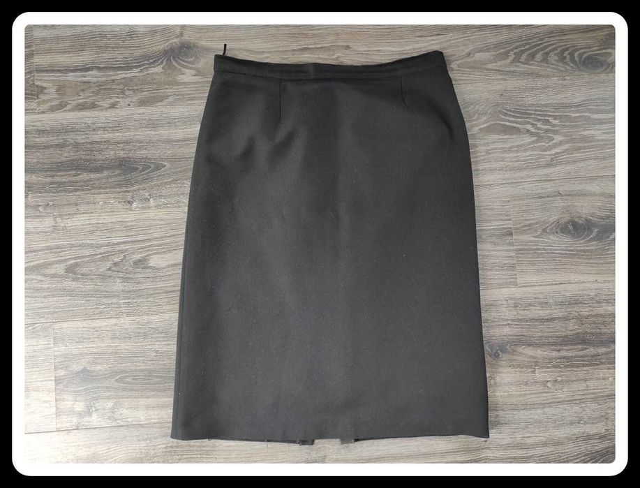 Czarna spódniczka biurowa klasyczna 42 XL